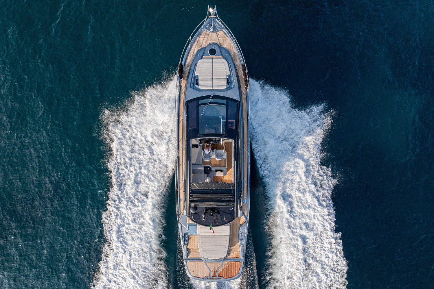 Vida Yacht Gallery